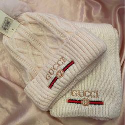 Gucci Beanie & Scarf Set
