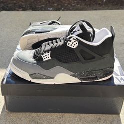 Jordan 4 Retro Fear