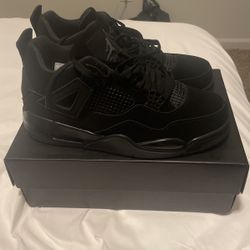 BLACK CAT JORDAN 4’s