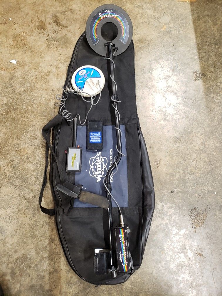 Whites Spectrum Xlt Metal Detecor + Extra Blue Max Coil