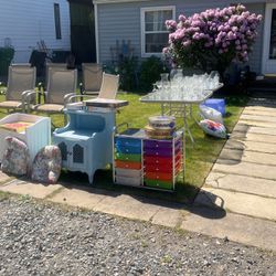 Estate sale Today, Sunday May 12th
