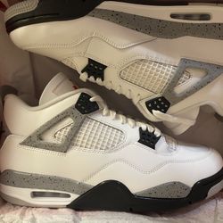 Ds Jordan 4 White cement Sz 11.5