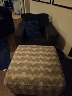Dark Grey Right Sectional with Ottoman