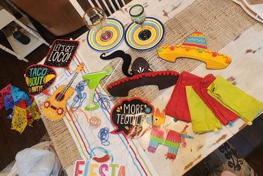 Cinco De Mayo Decorations and Dishes