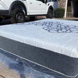 Full Bamboo Cool Gel Memory Foam!!