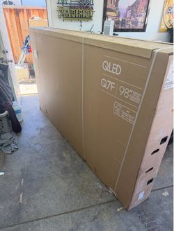 98” Samsung  Q7F TV *NEW IN BOX *