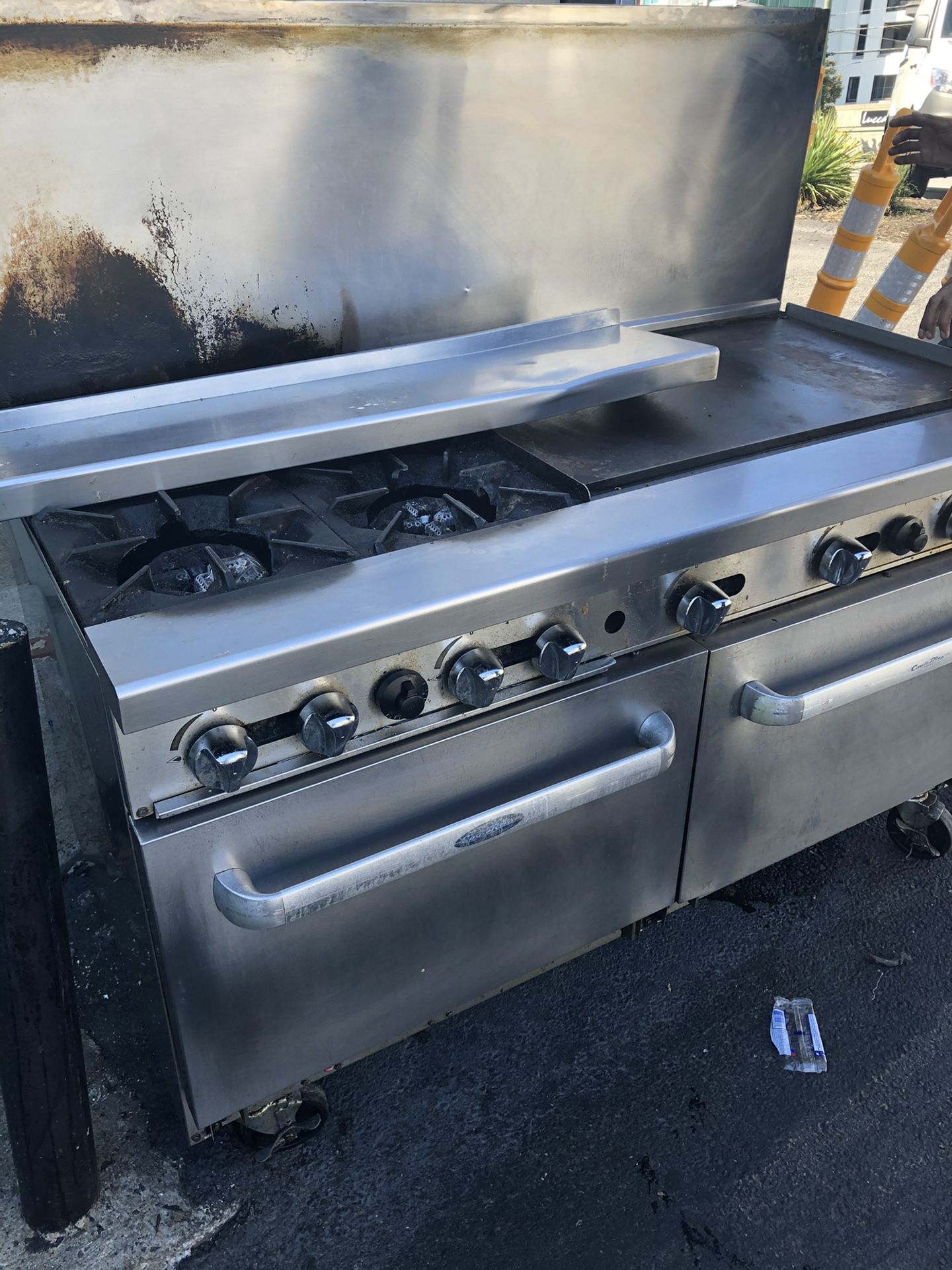 Commercial Stove —MUST GO TODAY!