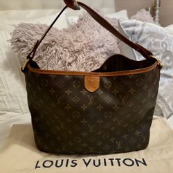 Louis Vuitton Delightful Tote 