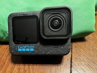 GoPro HERO12 Black Creator Bundle + Max Lens Mod 2.0 & Backpack