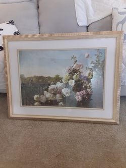 Art Work Frame , Beautiful flowers measurements 38cm. Long ×28cm. High