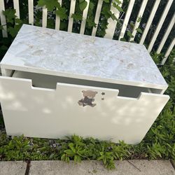 Free Kids Furniture Table And Storage
