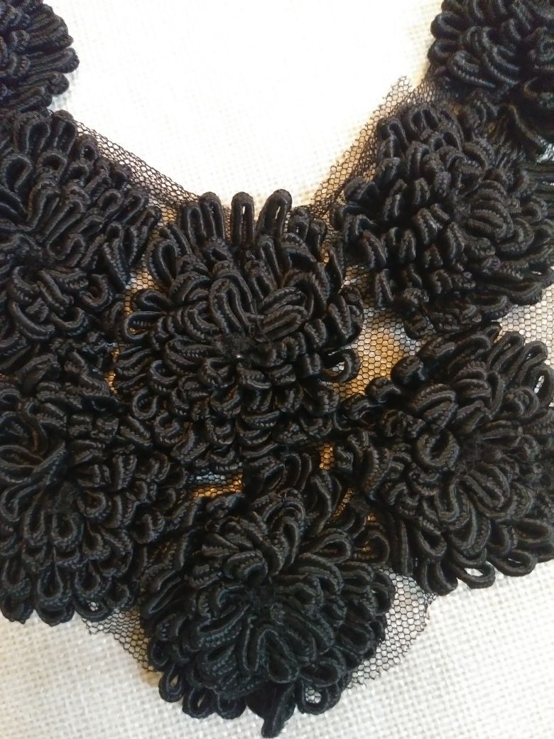 BLACK CRAFTING ROSETTES