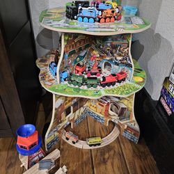 Thomas & Friends Wooden Railway, Up and Around Adventure Tower
, Weather Station, Extra tracks and 17 trains + helicopter