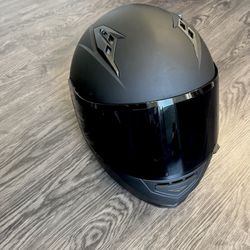 Matt Black Motorcycle Helmet DOT Approved. Brand New Tinted Screen Shield  