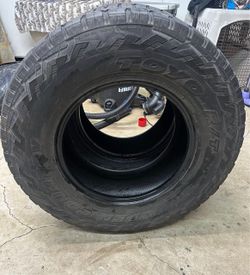 Open Country RT 285-70-r18 tires
