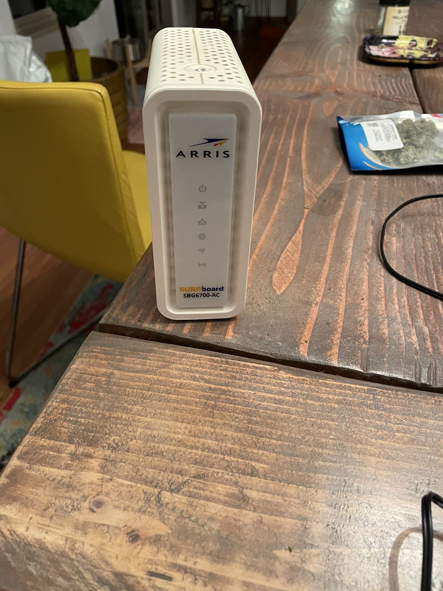 Surfboard Dual Modem/Router