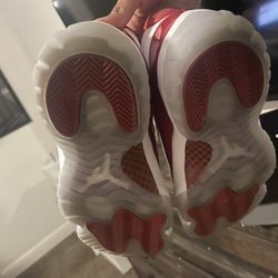 Jordan 11 Cherry Size 8.5