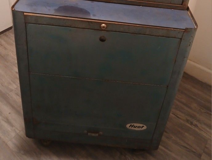 Vintage  Huot 3 Drawer Roll Away Tool Box