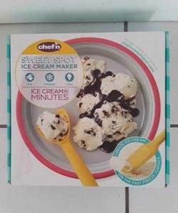 NEW Sweet Spot ice cream maker $20 FIRM