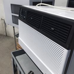 24,000 WiFi Air Confirm Window Unit $400