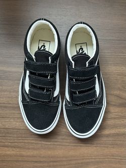 Women’s Low Top Vans 