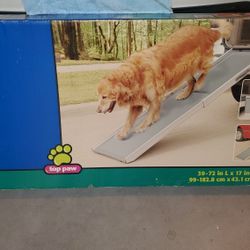 Deluxe Telescoping Pet Ramp 