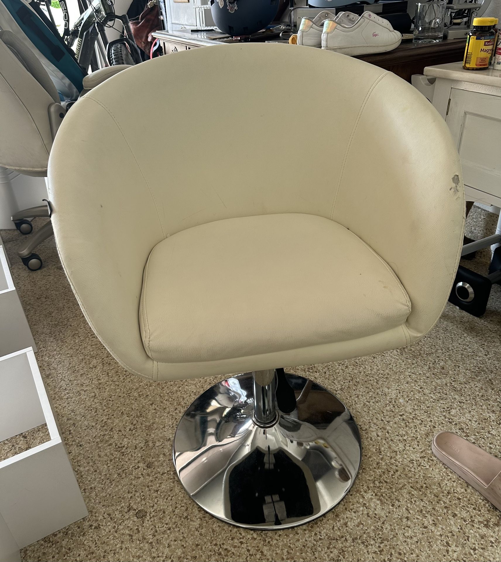 White Desk Chair