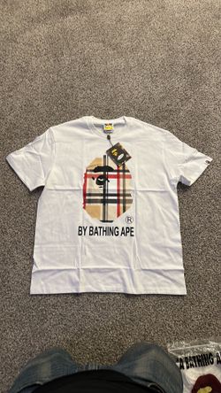 Burberry bape tee size L