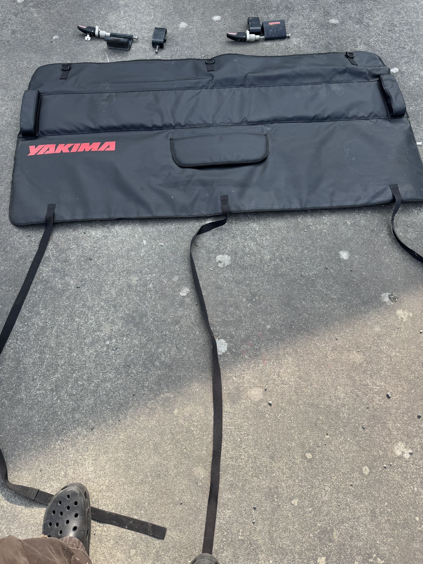 Yakima Roof Rack with 3 Bike Trays-Pad Sold separately