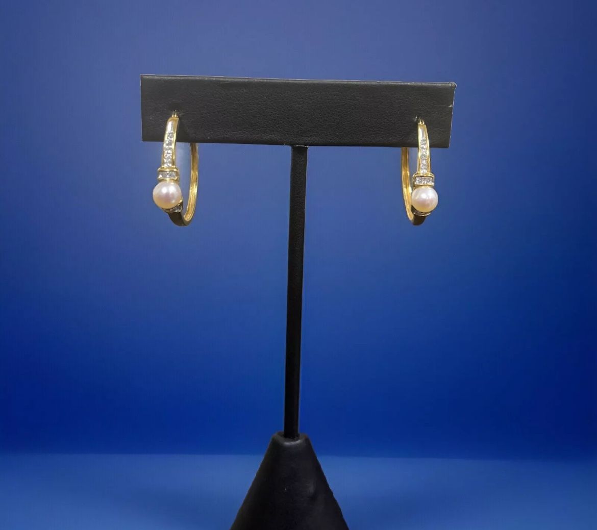 14k Yellow Gold Hoop Earrings