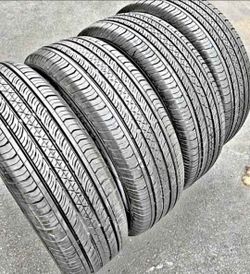 🎃 225 65 17 Continental Tires Con 80% de Vida Las 4