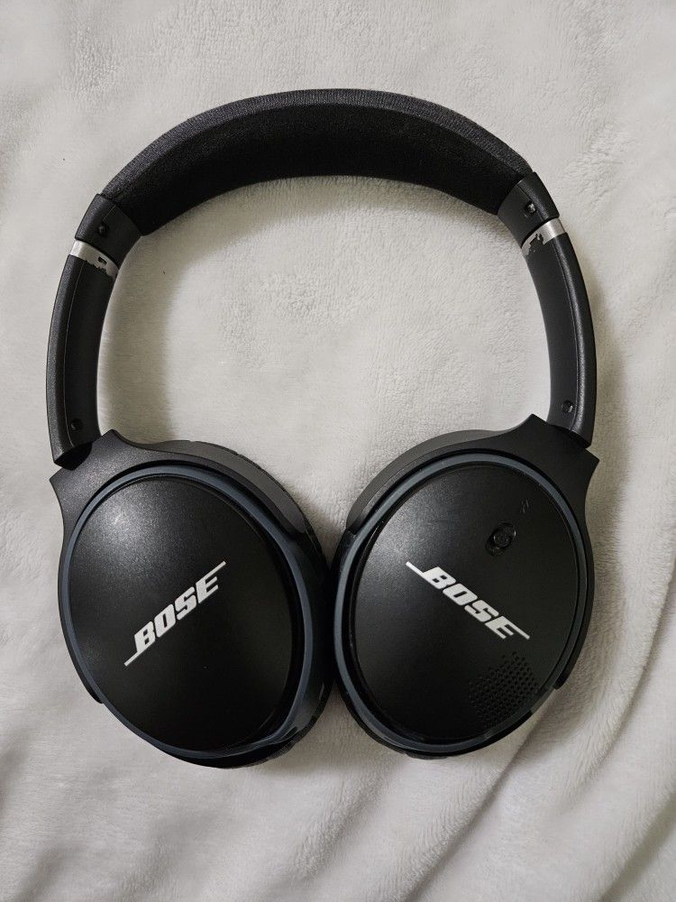 Headphones BOSE