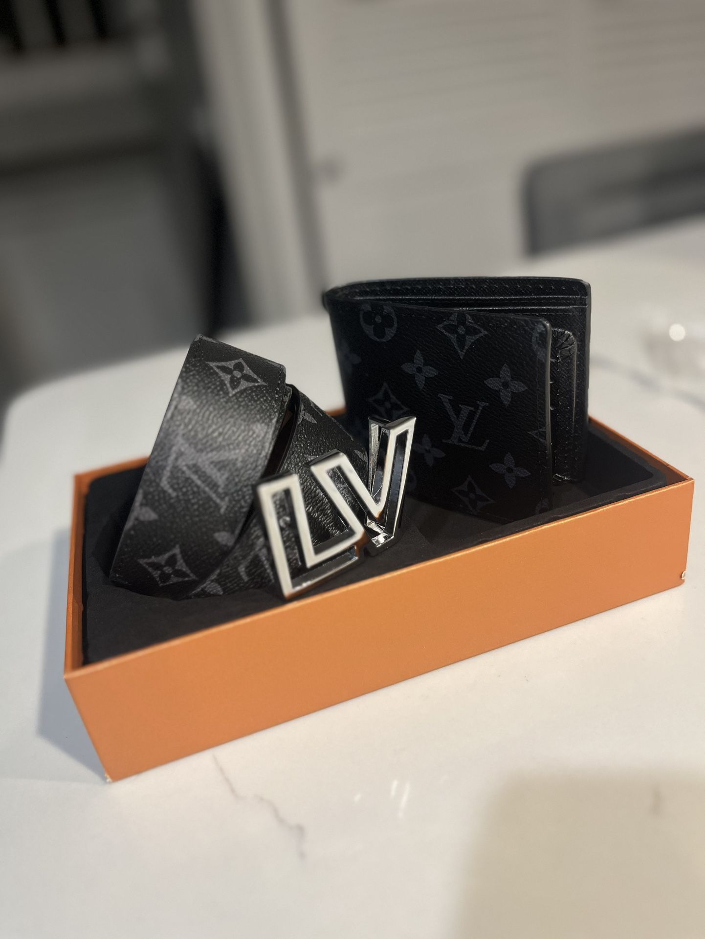 Louis Vuitton Belt Wallet Gift set monogram black