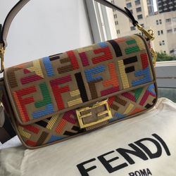 BAGUETTE bag in multicolor canvas with FF embroidery