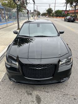 2022 Chrysler 300s