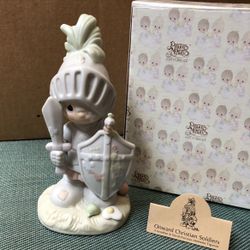 Precious moments Collectible 