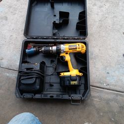 Drill Dewalt Con Bateria Y Cargador