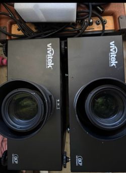 Yamaha mixer and 2 vivitek projectors