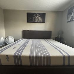 King Size Memory Foam Mattress & Frame