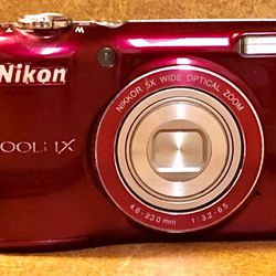 NIKON Photo Camera (Excellent Cond)