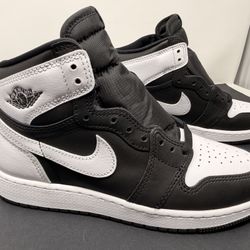 Youth 5.5 Nike Jordan 1 Retro High OG [E]