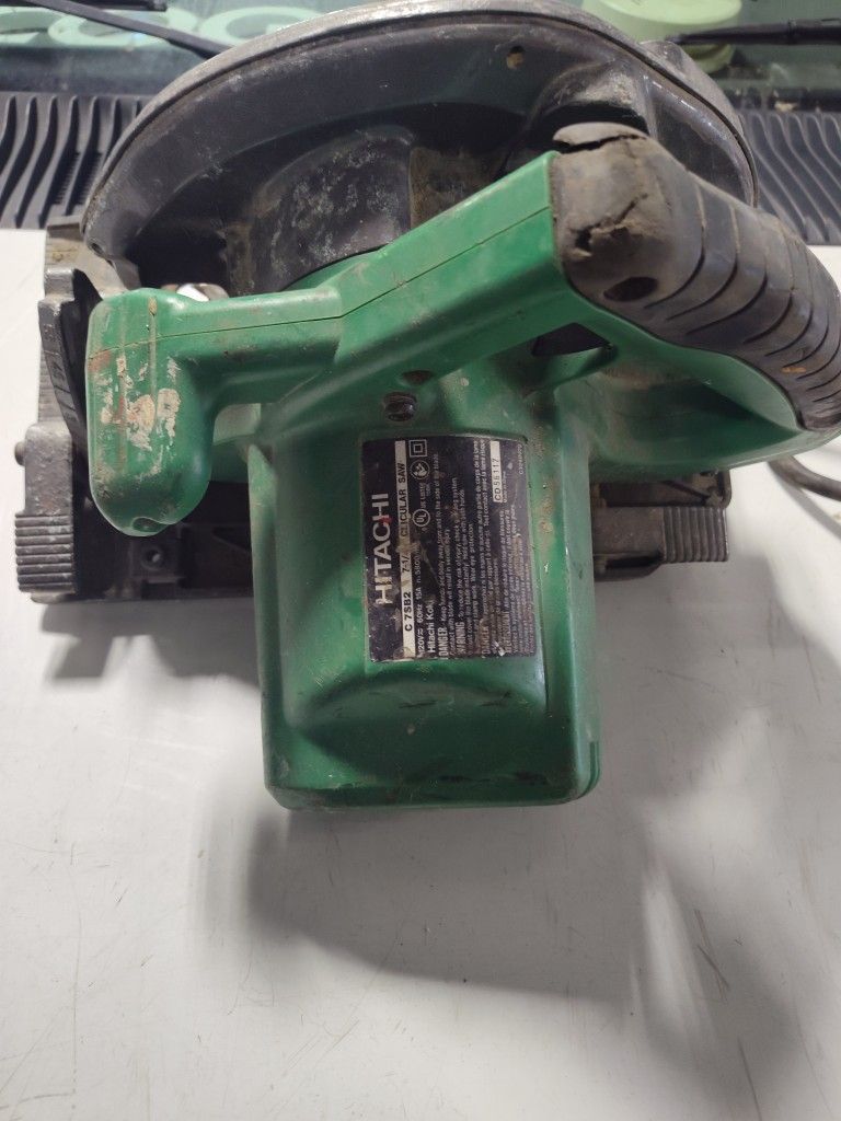 HITACHI C7SB2 Corded 7 1/4" Circular Saw 15 Amp
