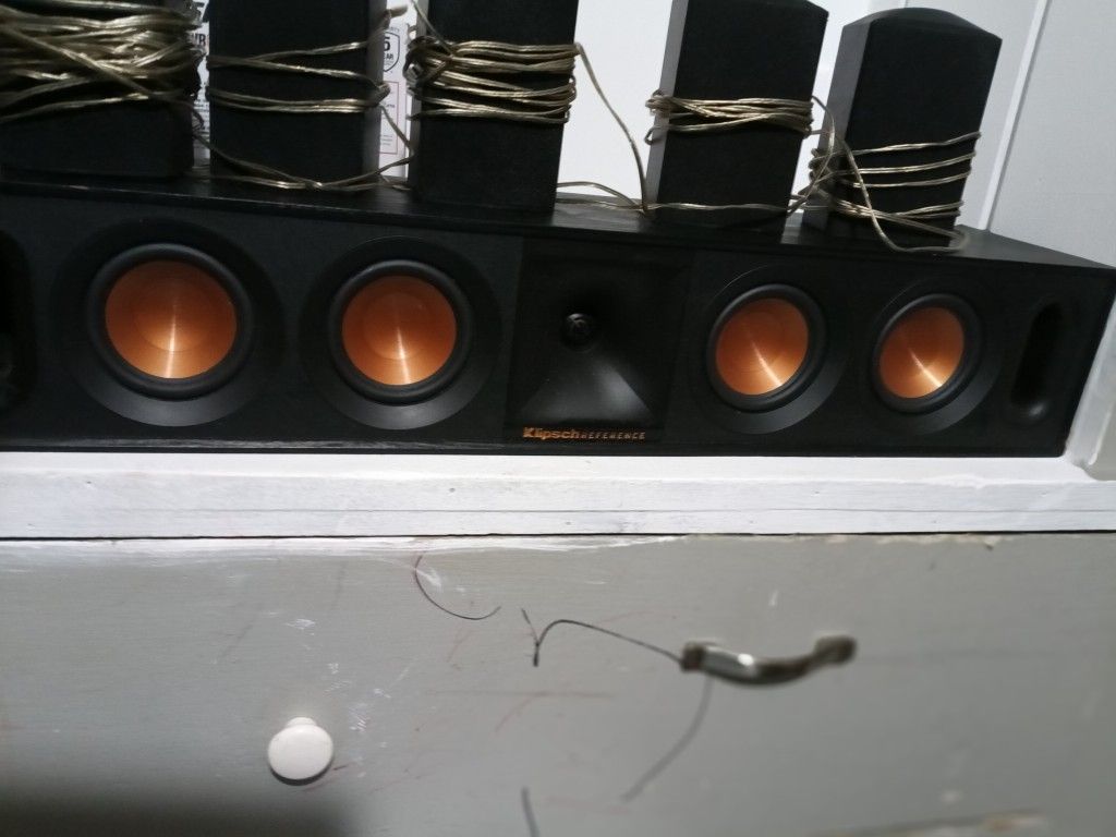 LG Surrond Sound Plus Sound Bar