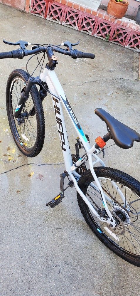 Huffy Scout 26 Inch Men's 21 Speed Hardtail Mountain Bike, Gray