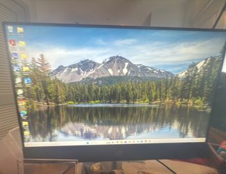 HP Pavilion 27” All-in-One PC – i7 / 16GB / 1TB SSD / Touchscreen – $425