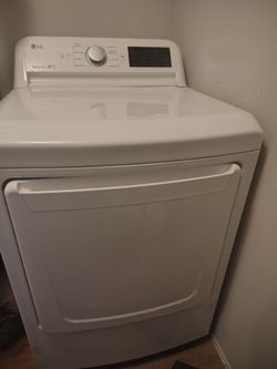 Washer and dryer set