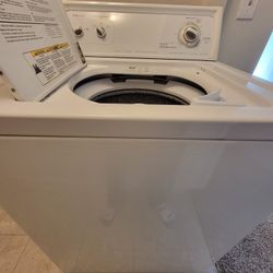 For Sale: Kenmore Washer/dryer
