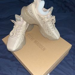 Steve Madden Sneakers
