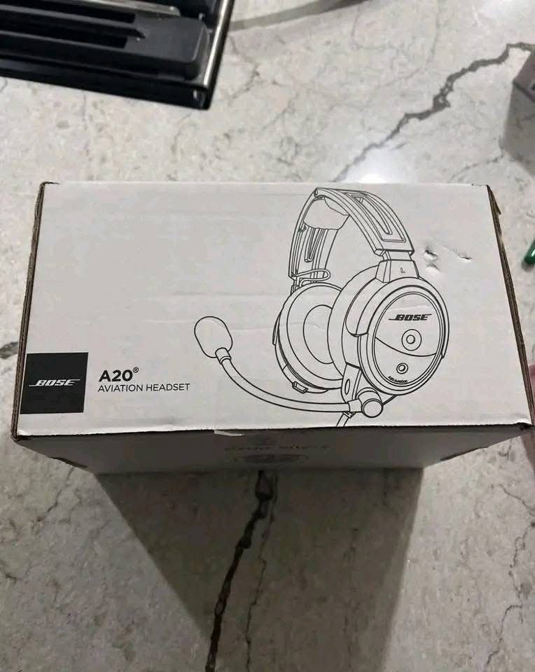 Bose A20 Aviation Headset with Dual plug cable and Bluetooth