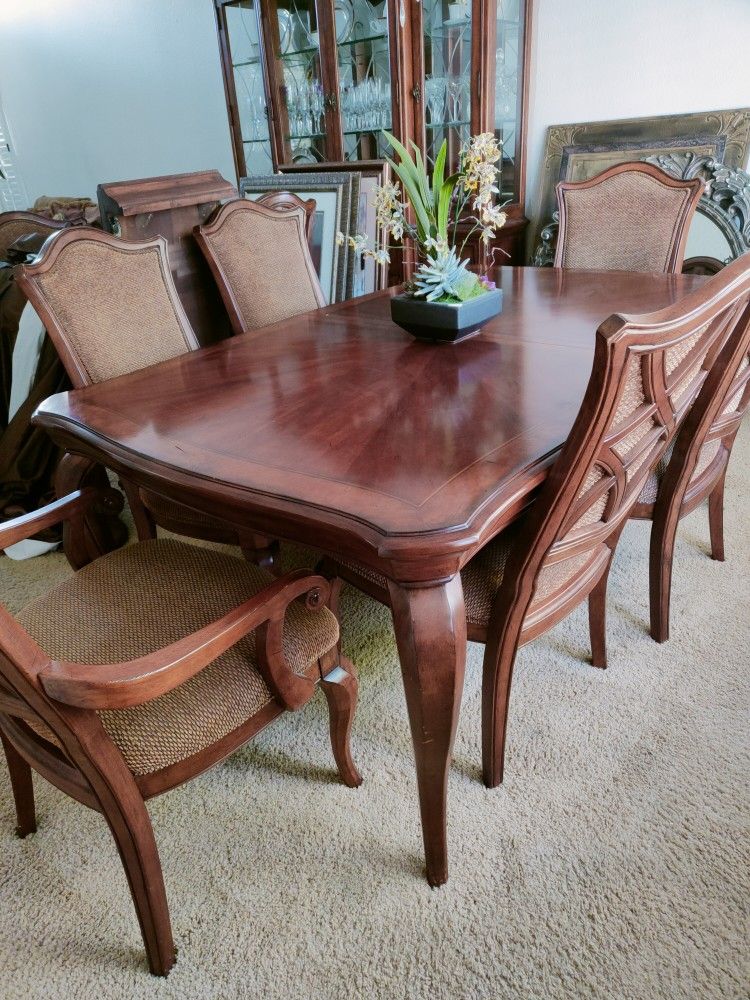 Formal Dining Table Set
